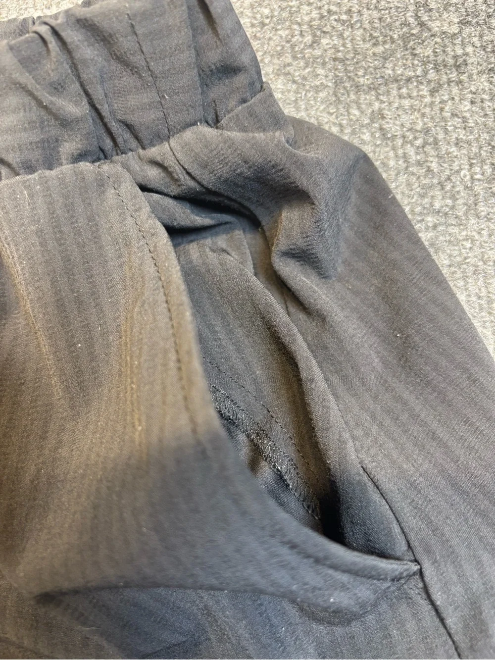 Alo Yoga Alumni Shorts Black XXS XS High Rise 2.5